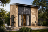 Blockbohlenhaus SANDRA (44mm + Holzverschalung), 20m² Isoliert – RClass